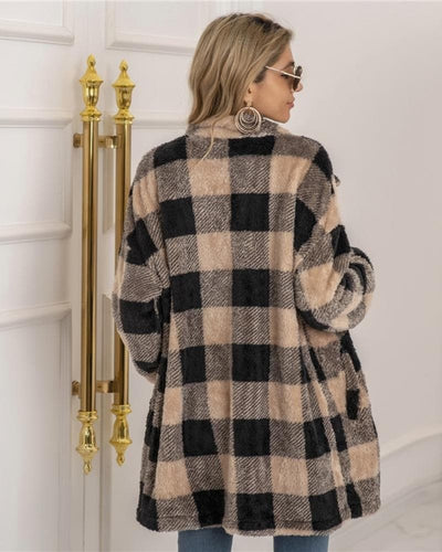 Amarae | Coat - Plus Size - Soft and Warm - Checkered Pattern - Button Closure