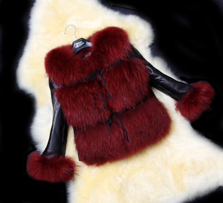Ladies Elegant Faux Fur Jacket with Fitted Cut and Refined Details Lune London