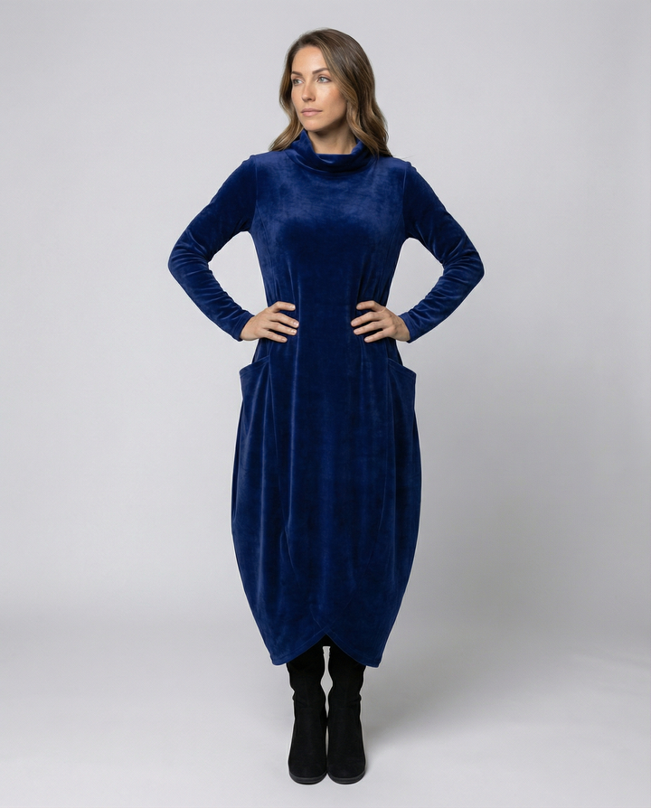 Women’s Velvet Dress with Pockets – Elegant & Comfortable | Lune London