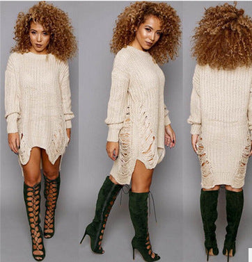 Robe en tricot pour femmes avec des découpes sur les côtés et une finition sophistiquée Chic & Stil