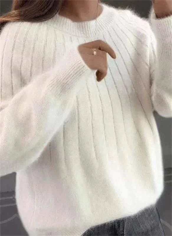 Lune London | Knitted and cozy wool sweater for women