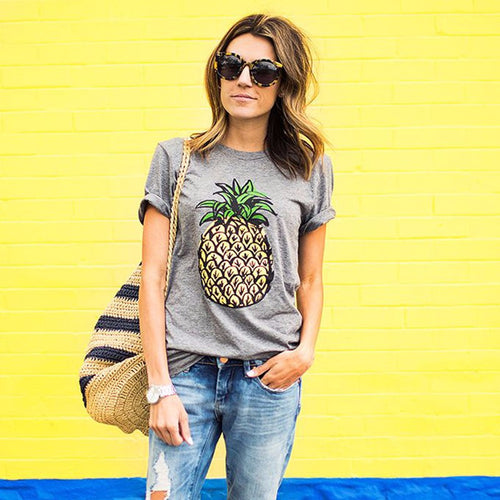 T-shirt pour femmes avec motif ananas joyeux et coupe décontractée Chic & Stil