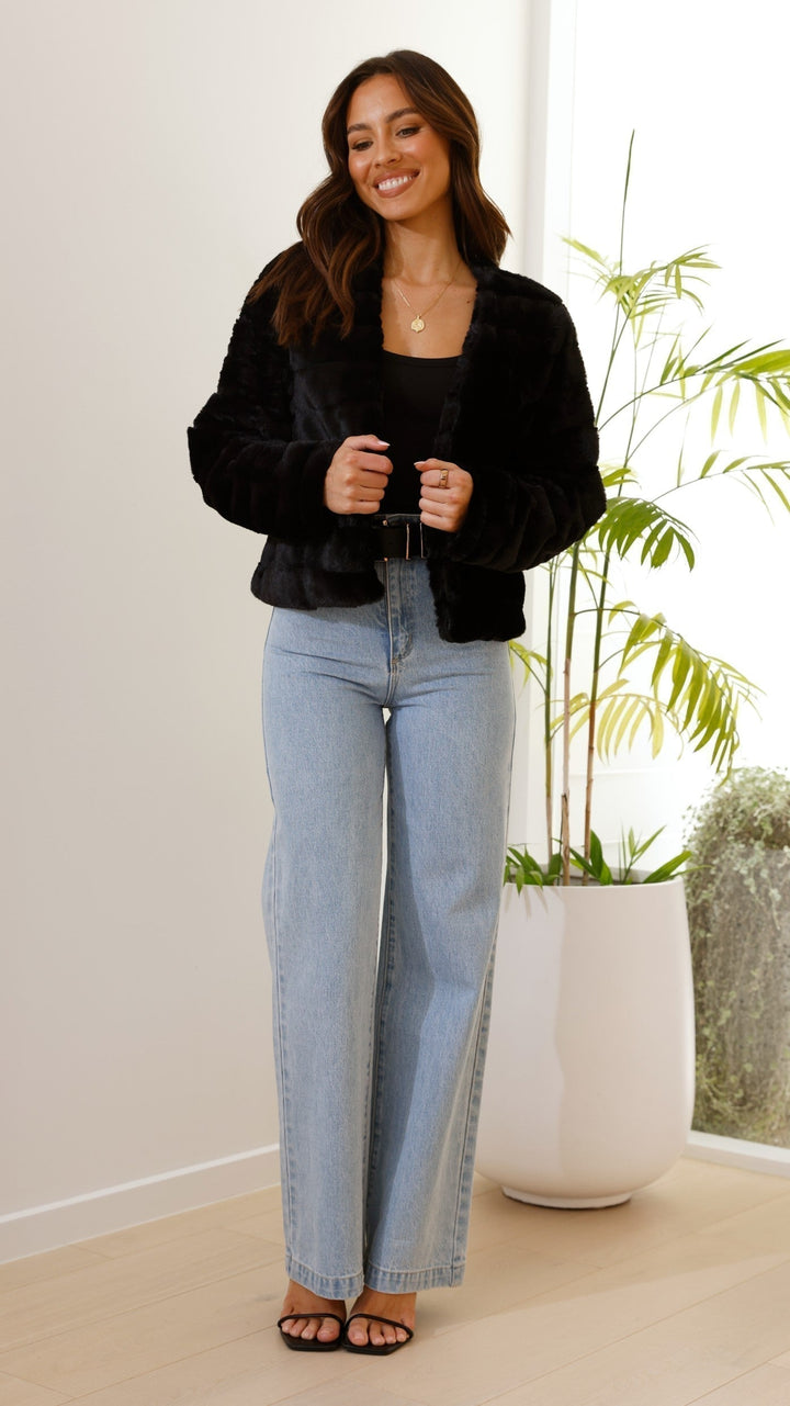 Lune London | Short Jacket - Structured Fit - Quilted Design - Open Front