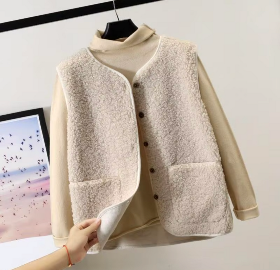 Amarae | Winter Fleece Vest