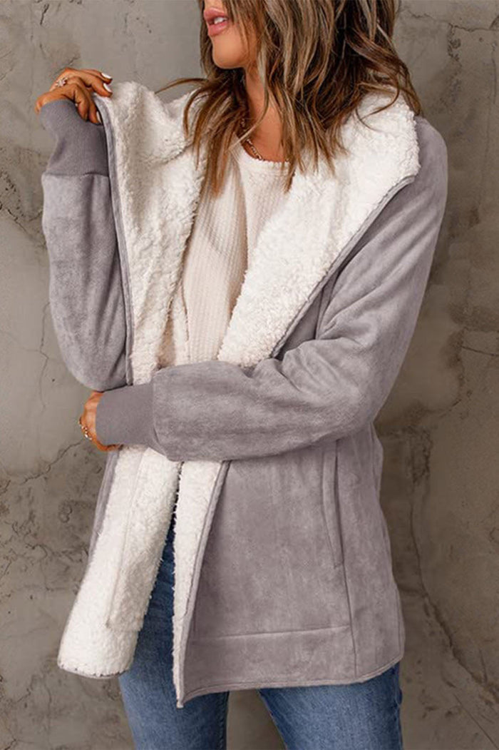 Amarae | Elegant long sleeve down jacket with fitted cut