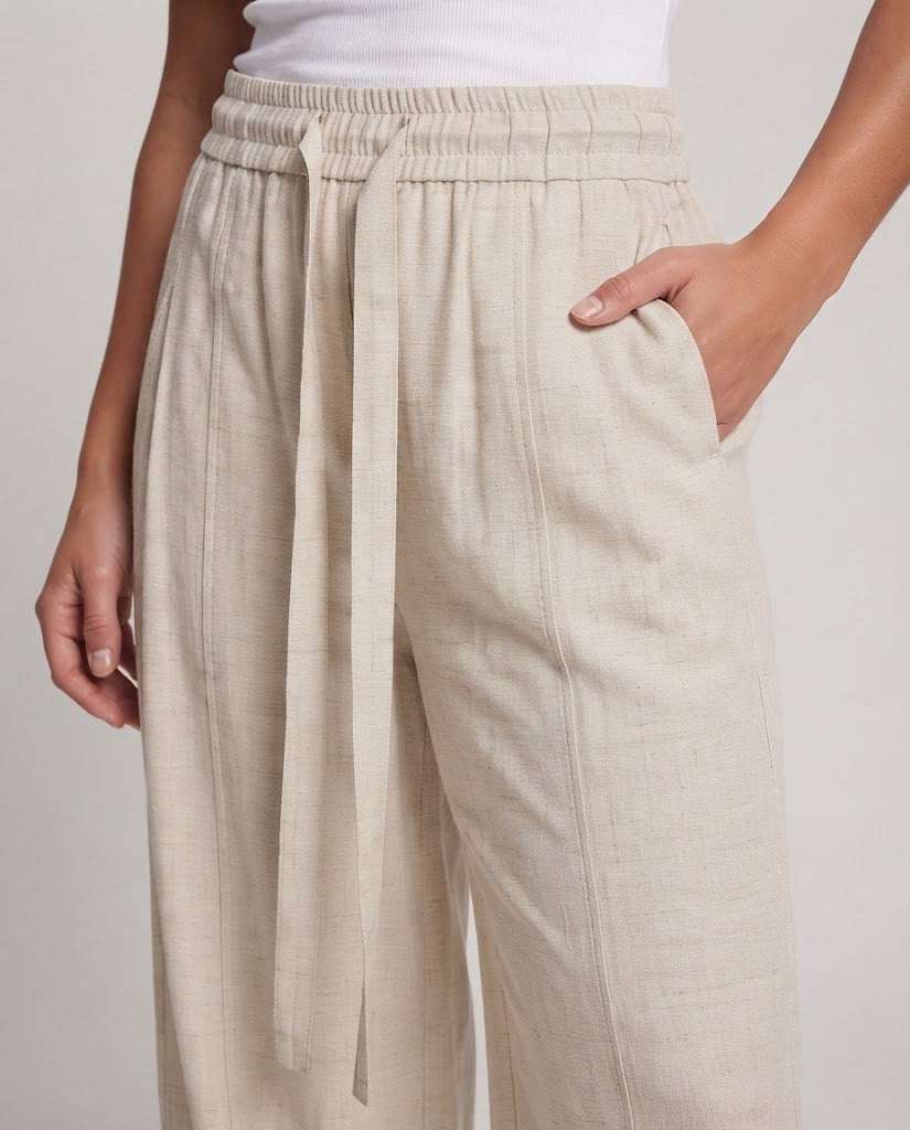 Ladies Elegant and loose-fitting Chino Pants Amarae