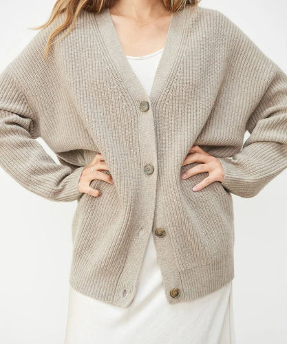 Amarae | Cashmere cardigan - An timeless style meets elegant comfort