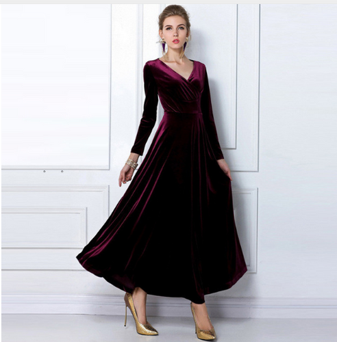 Amarae | Glamorous Chic Dress with Thick V-Neck