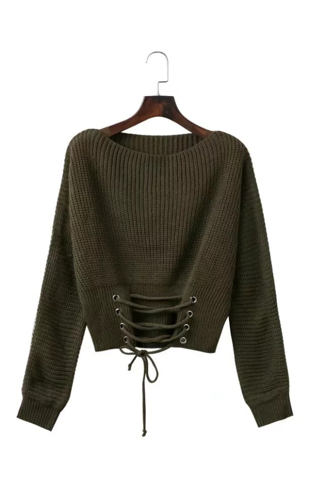 Casual knitted sweater for women with deep V-neck and lace-up design rich in details Lune Londonl