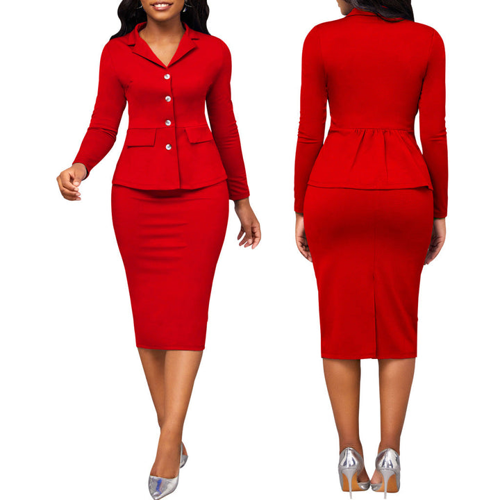 Amarae - Two-piece women's suit with white collar and long sleeves