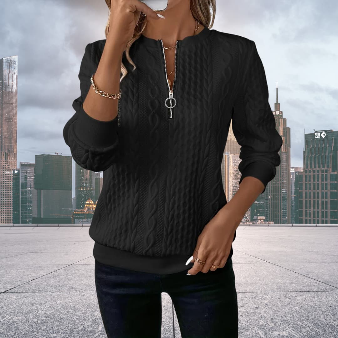 Chic Und Stil | Comfortable Knitted Women's Pullover with Zipper