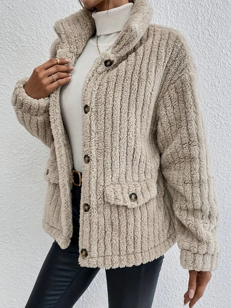 Lune London | Teddy Coat - Soft Faux Fur - Button Closure - Casual Fit - Stylish Design