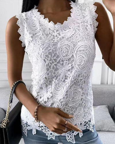 Amarae | Elegant Blouse In A Solid Color with Lace