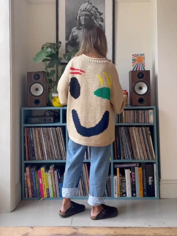 Lune London | Knitted artist style sweater - Casual sweater with abstract face pattern