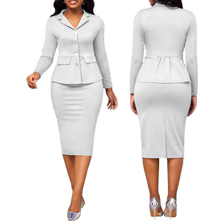 Amarae - Two-piece women's suit with white collar and long sleeves