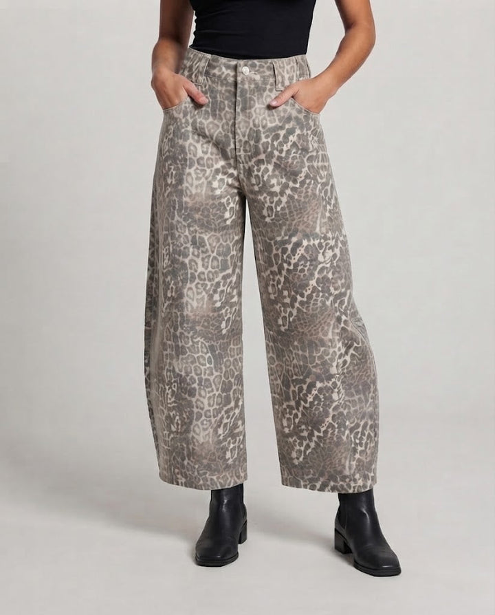 Women's wide palazzo pants with leopard pattern and casual baggy cut Amarae