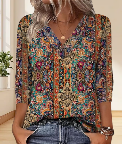 Amarae | Casual blouse with elegant pattern