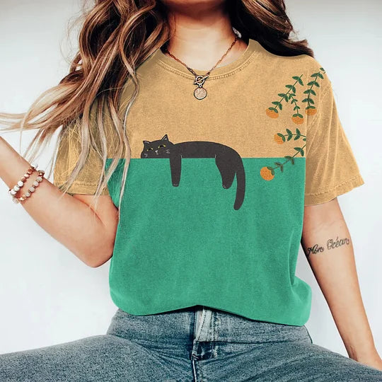 Lune London | Two-Tone Cat Graphic T-Shirt for Women