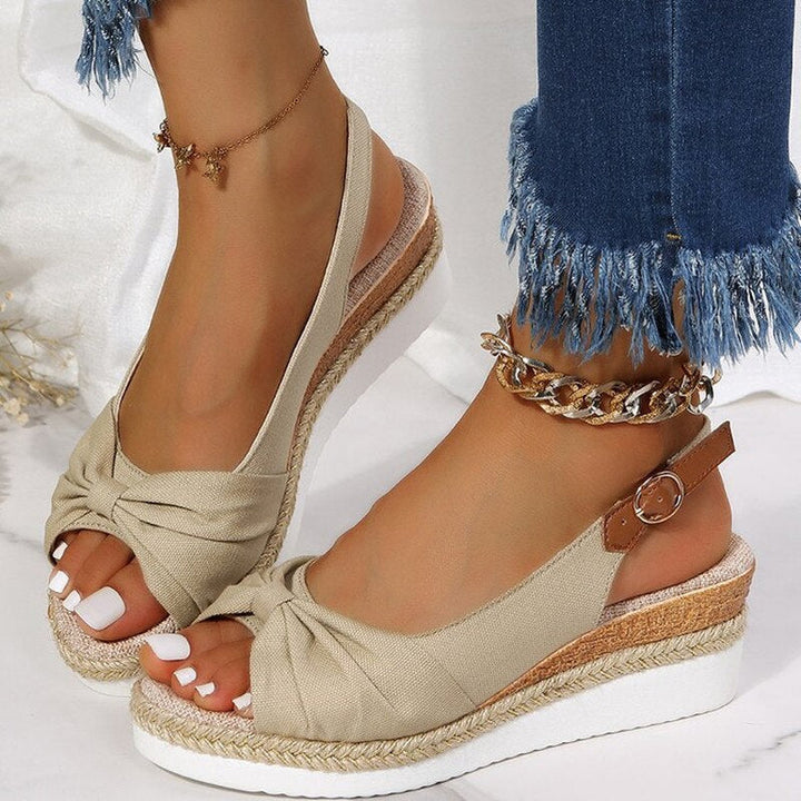 Lune London | Orthopedic sandals with toes