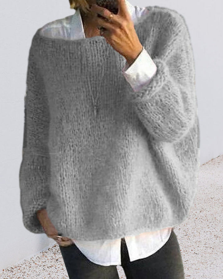 Lune London | Pullover with Color Detail At The Neck