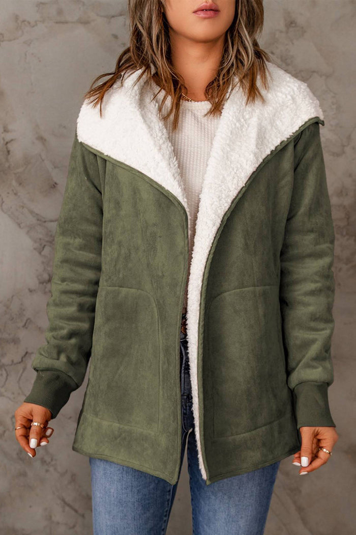 Amarae | Elegant long sleeve down jacket with fitted cut