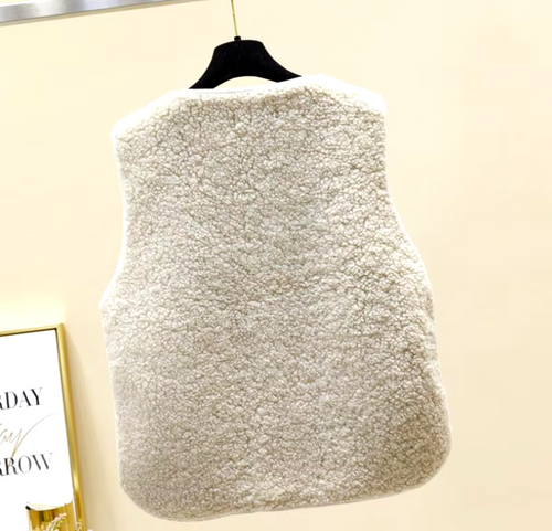 Amarae | Winter Fleece Vest
