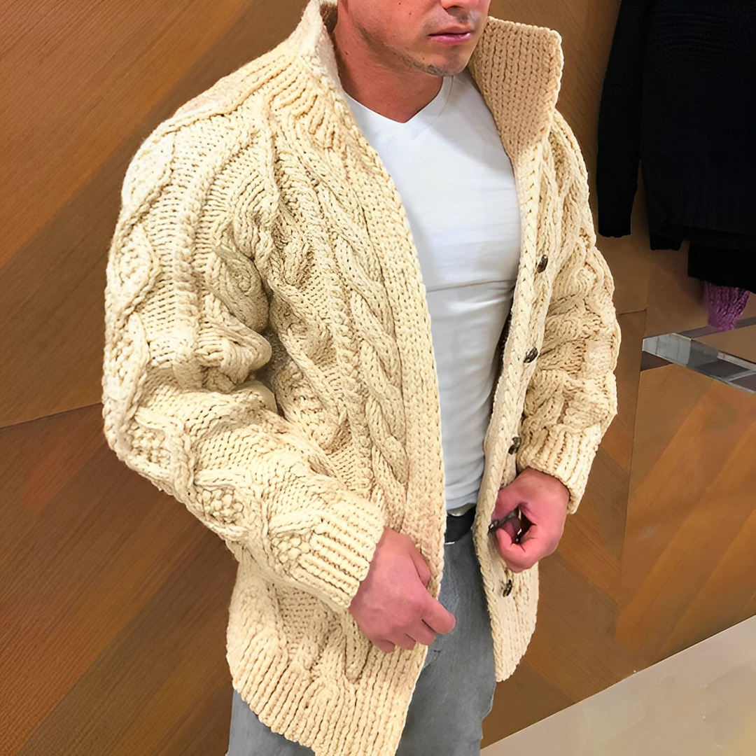 Lune London | Warm Cardigan with Cable Pattern
