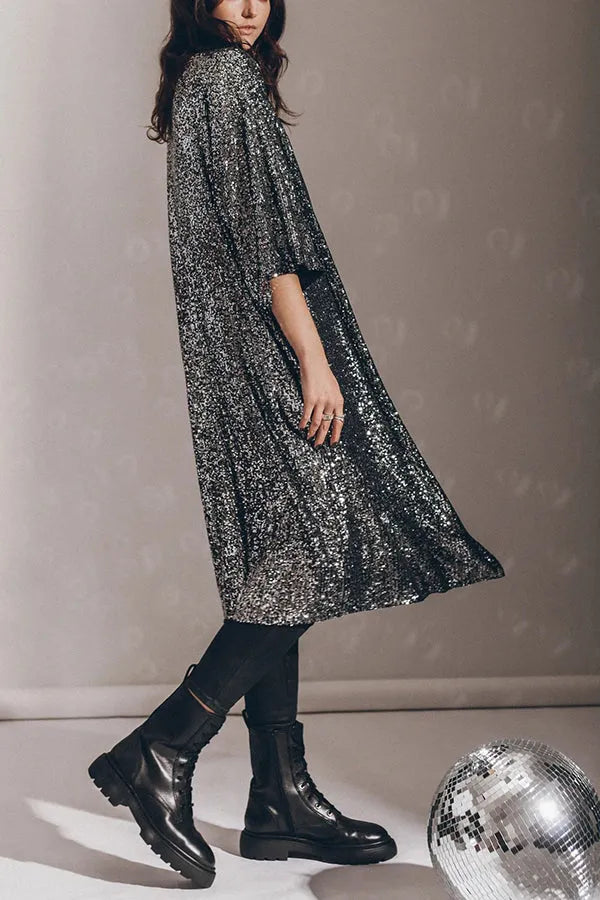 Chic und Stil | Glamour Kimono Made Of Sequins with Keyhole