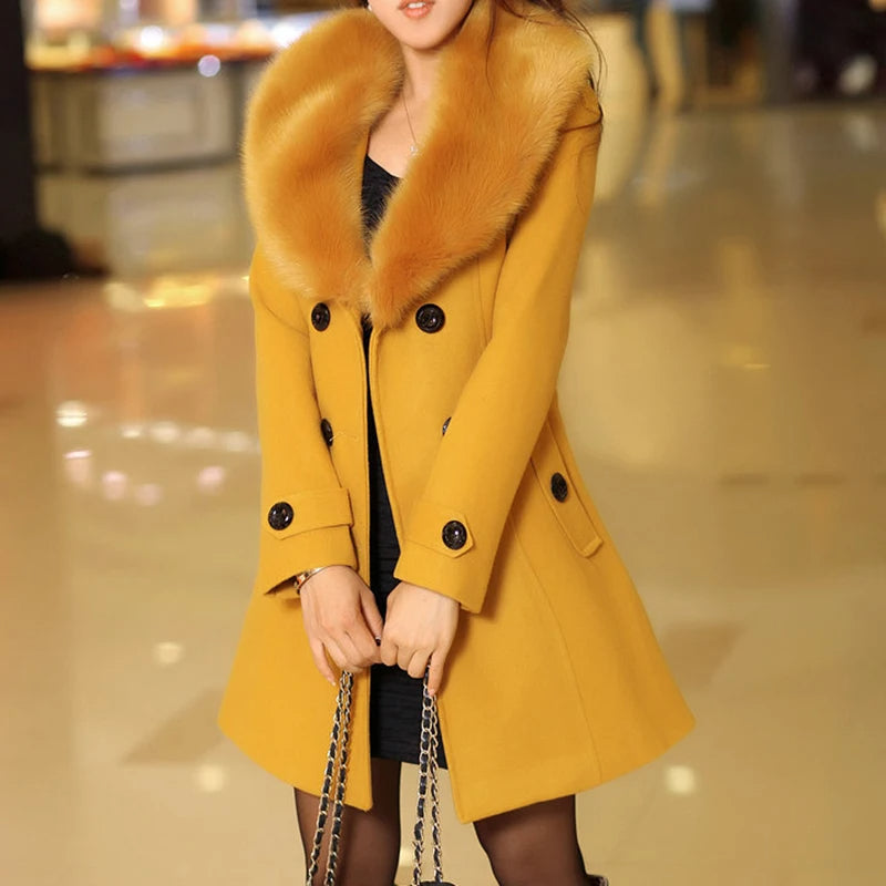 Lune London | Luxurious Fur Coat for The Discerning Lady