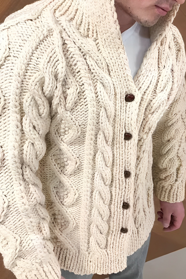 Lune London | Warm Cardigan with Cable Pattern