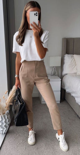 Amarae | Elegant Wrinkle-Free Pants for All Occasions