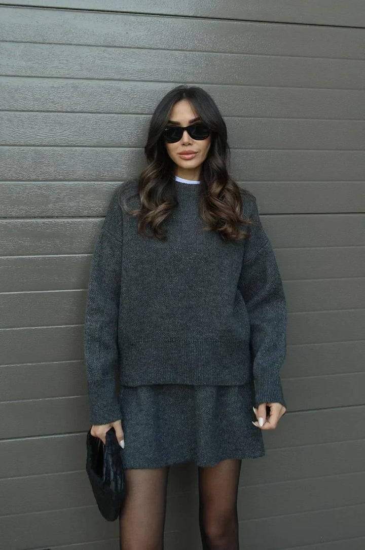Amarae | Knitted Set - Oversized Sweater & Mini Skirt - Autumn Outfit