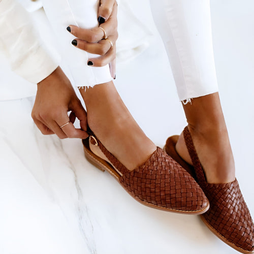 Chic und Stil | Elegant Orthopedic Braided Sandals