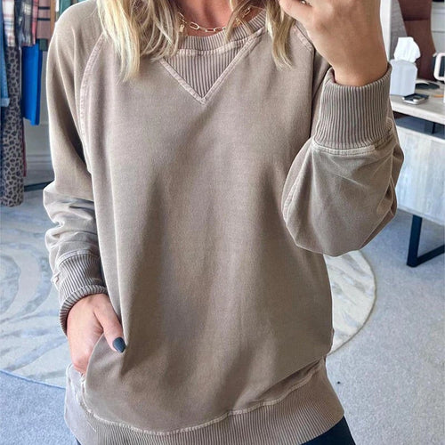 Amarae | Ribbed sweater with pockets