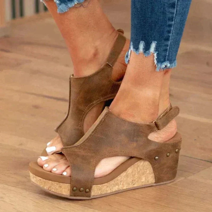 Lune London | Orthopedic sandals for extra support