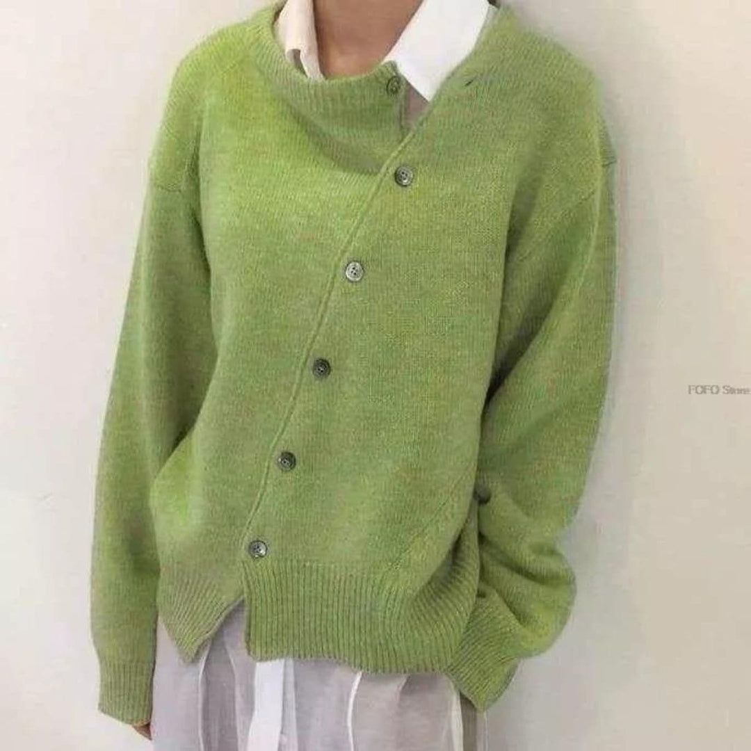 Lune London | Knit Sweater - Oversized Fit - Button Closure - Soft and Comfortable