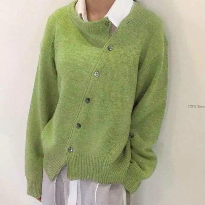 Lune London | Knit Sweater - Oversized Fit - Button Closure - Soft and Comfortable
