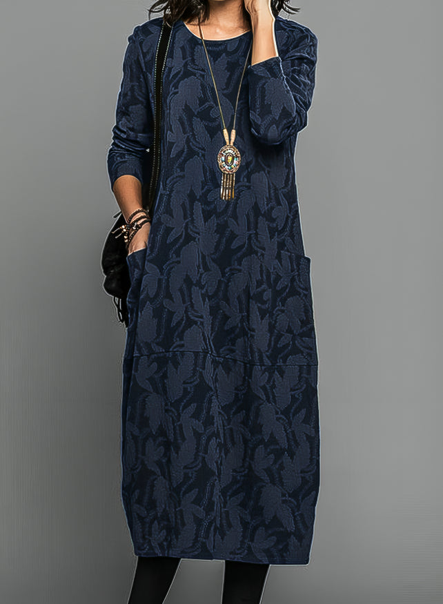 Chic Und Stil | Luxurious Winter Dress with Print