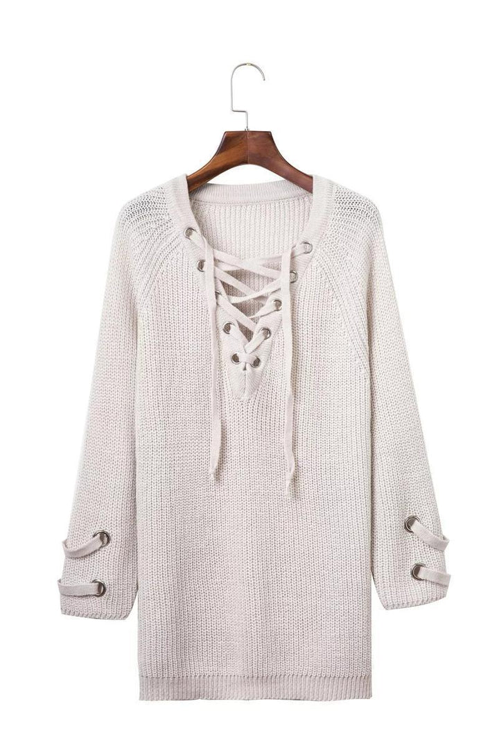 Pull en tricot pour femmes avec un design de lacets décoratif et une coupe confortable Lune London