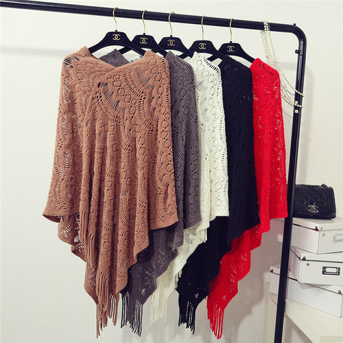 Ladies Fine crochet cape with fringes Amarae