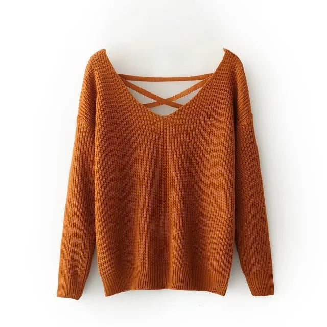 Knit sweater for women with deep V-neck and decorative design at the back Lune London