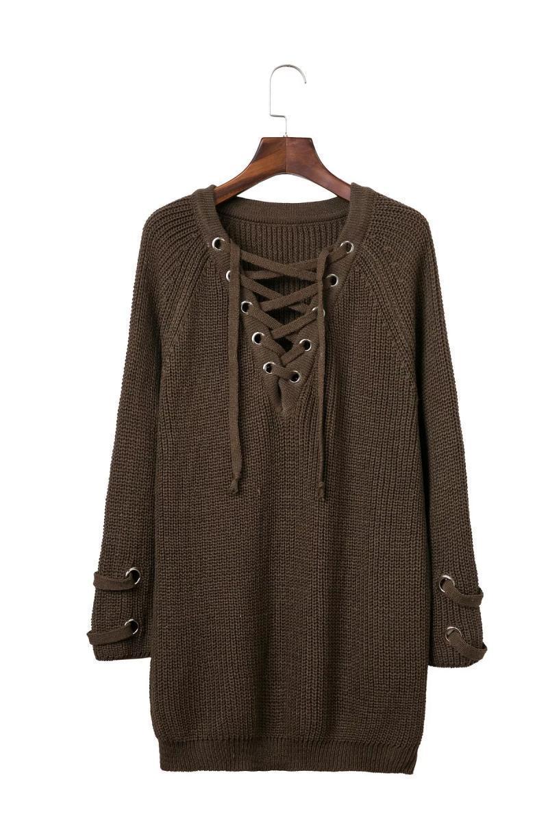 Pull en tricot pour femmes avec un design de lacets décoratif et une coupe confortable Lune London