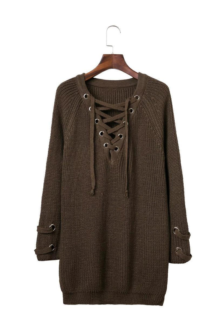Pull en tricot pour femmes avec un design de lacets décoratif et une coupe confortable Lune London