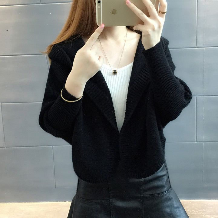 Ladies Beautiful knitted cardigan with hood Lune London