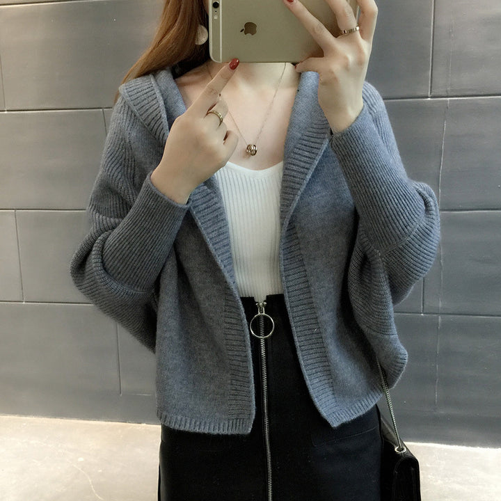 Ladies Beautiful knitted cardigan with hood Lune London