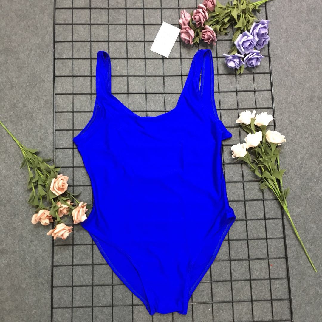 Chic and stylish one-piece sporty swimsuit for women