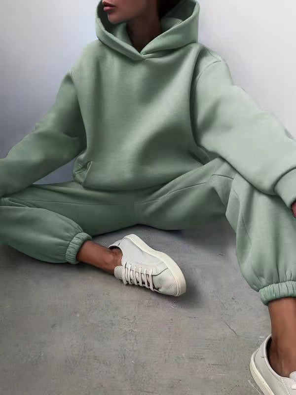 Chic Und Stil | Partial Tracksuit Oversized Tracksuit with Hood and Sweatpants