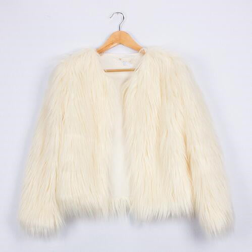 Women Faux Fur Jacket with Voluminous Sleeves and Relaxed Fit Lune London