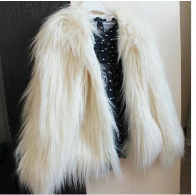 Women Faux Fur Jacket with Voluminous Sleeves and Relaxed Fit Lune London