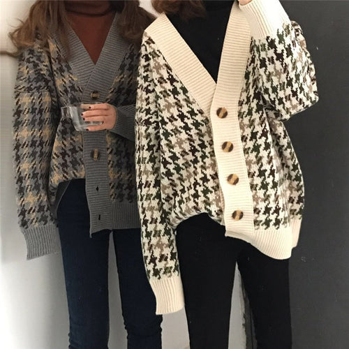 Women's knitted jacket with a modern design in houndstooth Amarae